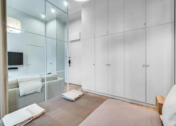 Riverside View Apartment